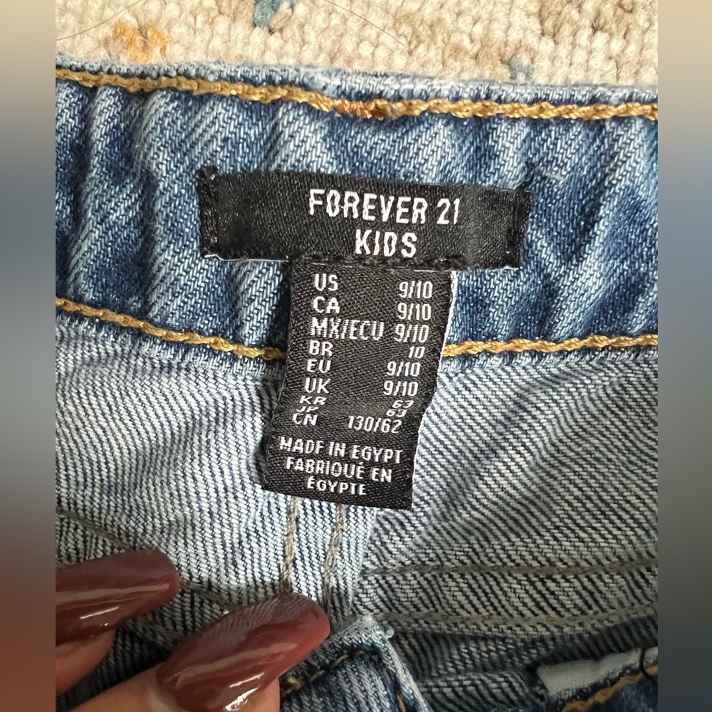 Forever 21 Girl Jeans - Picture 3 of 5